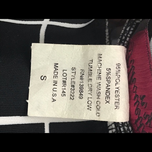 Black Silhouette N.Y.C. Skirt - Picture 3 of 5